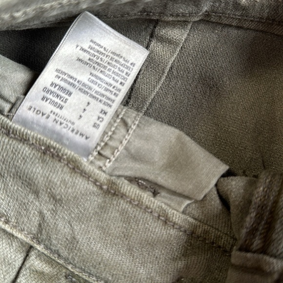 American Eagle Mini Jean skirt - 5 for $25 for items marked with ⭐️ - Picture 3 of 4